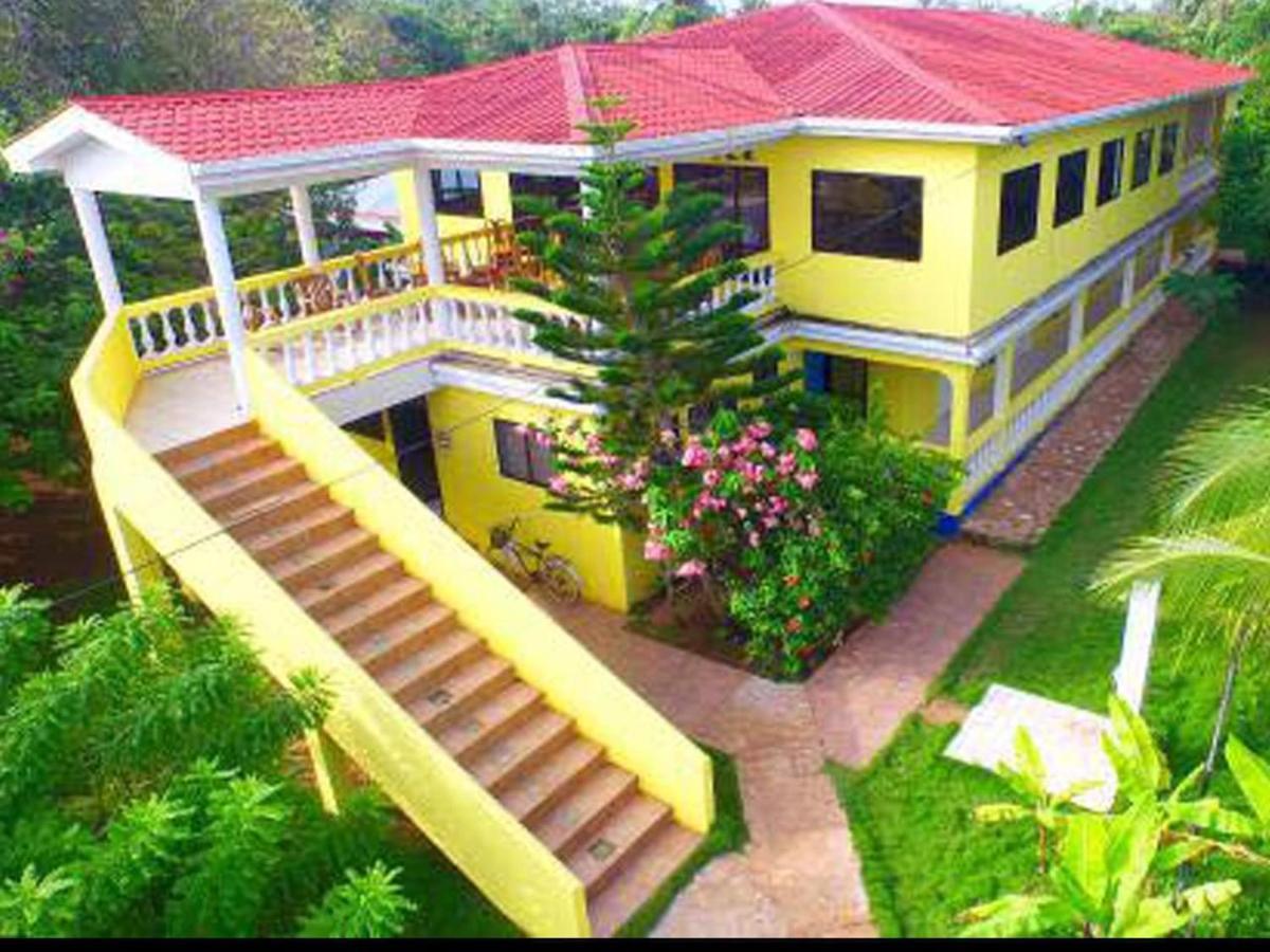 Sunshine Hotel Little Corn Island Exterior foto
