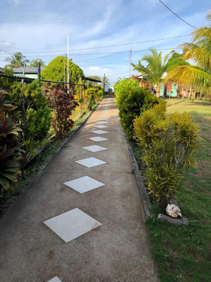 Sunshine Hotel Little Corn Island Exterior foto