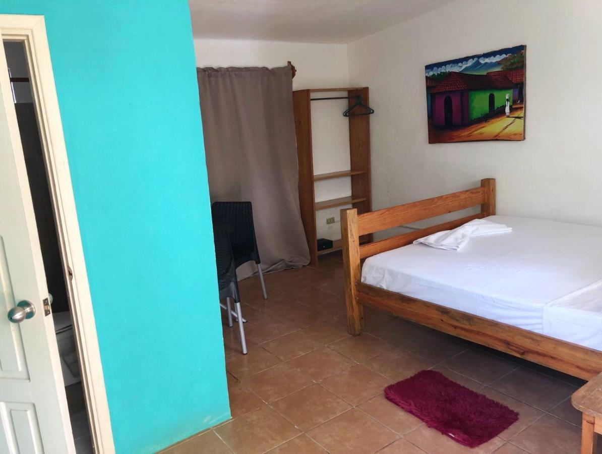 Sunshine Hotel Little Corn Island Exterior foto